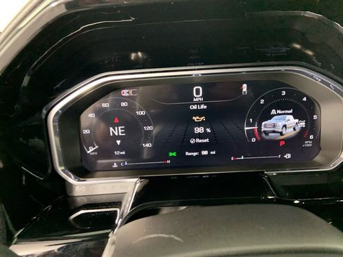 Used 2026 GMC Sierra 1500 SLT image 37