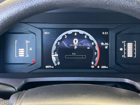 Certified 2025 Toyota Tacoma SR5 AWD/4WD image 27