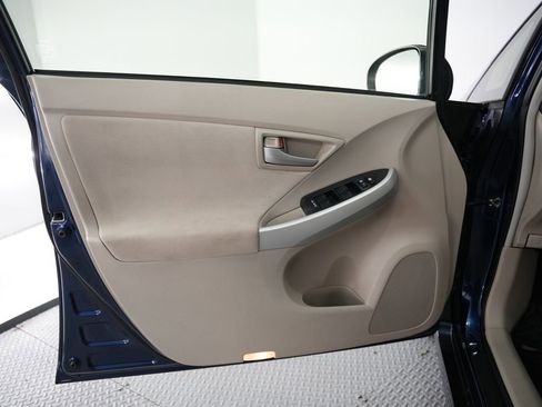 Used 2013 Toyota Prius Two FWD image 39