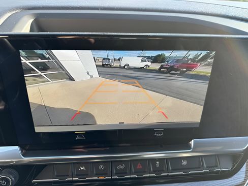 Certified 2024 Chevrolet Silverado 1500 LT image 22