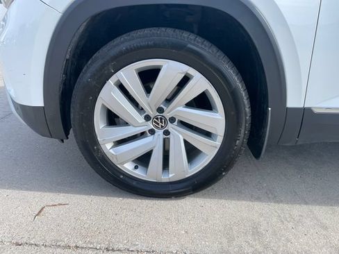 Used 2021 Volkswagen Atlas SEL AWD/4WD image 29