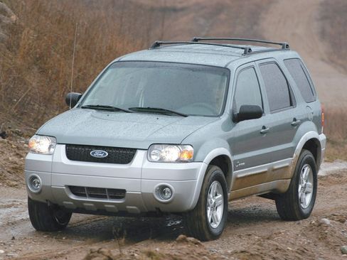Used 2007 Ford Escape XLT image 2
