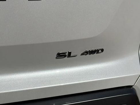 New 2026 Nissan Pathfinder SL w/ SL Premium Package image 11