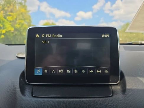 Used 2018 Toyota Yaris iA FWD image 22