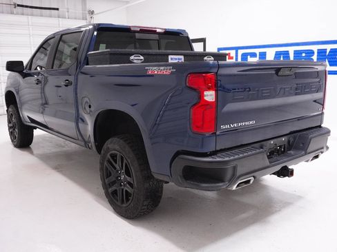 Used 2022 Chevrolet Silverado 1500 LT Trail Boss w/ Convenience Package II image 6