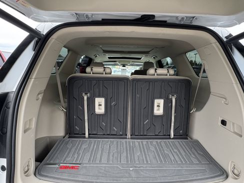 Used 2021 GMC Acadia Denali w/ Denali Ultimate Package image 17
