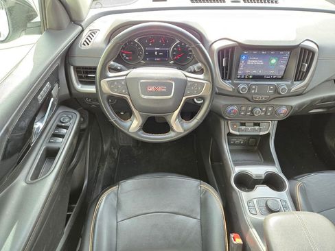 Used 2024 GMC Terrain AT4 image 8