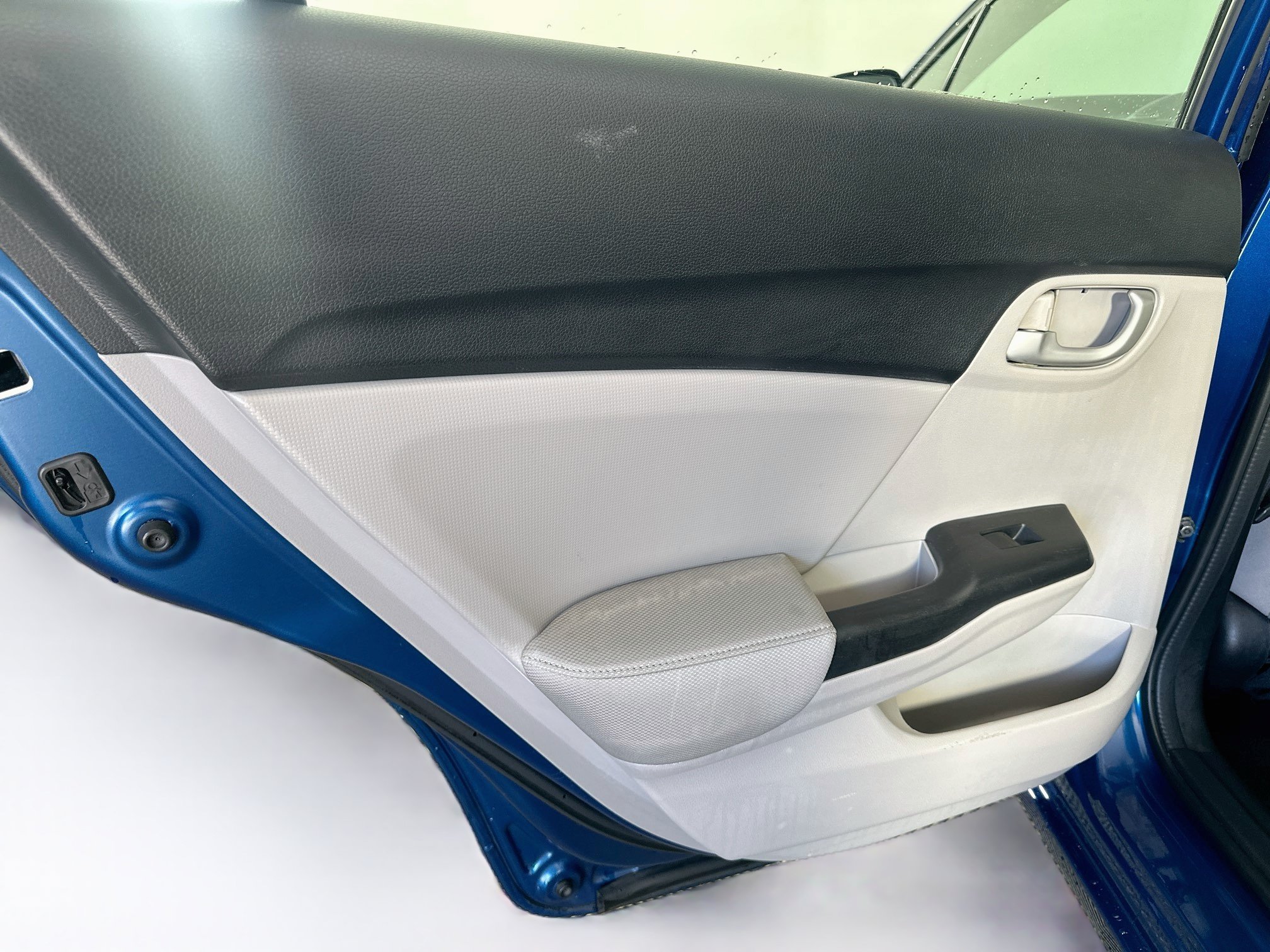 Used 2014 Honda Civic LX image 24