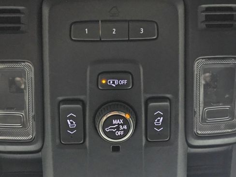 Used 2021 GMC Yukon Denali AWD/4WD image 24