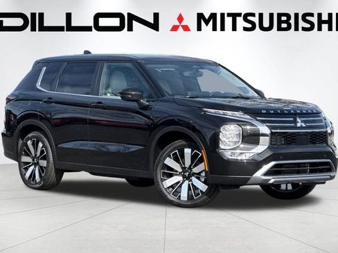 New 2026 Mitsubishi Outlander SE AWD/4WD image 2