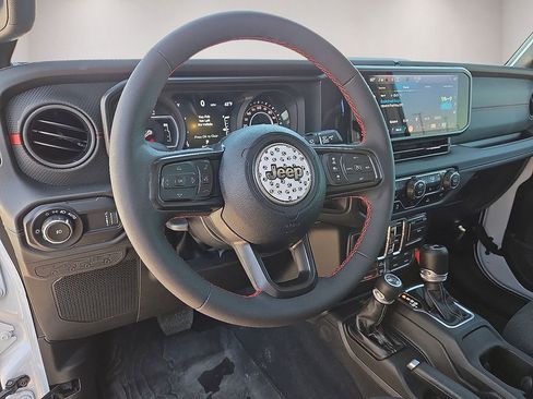 Used 2024 Jeep Wrangler Unlimited Rubicon w/ XTREMEE 35" Tire Package AWD/4WD image 21