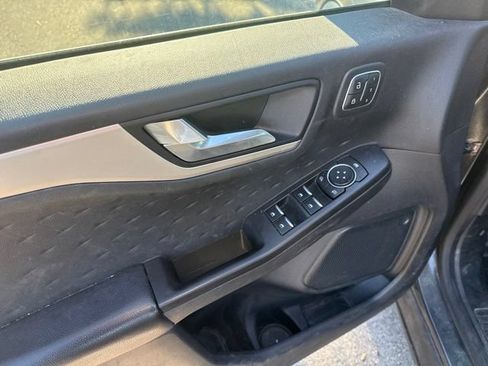 Used 2020 Ford Escape SEL AWD/4WD image 9