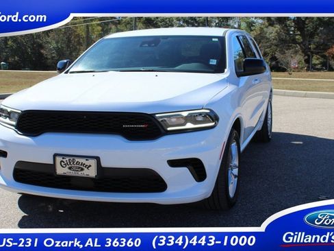 Used 2023 Dodge Durango GT image 1