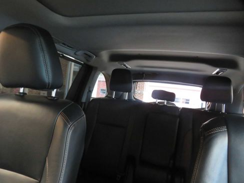 Used 2017 Toyota Highlander XLE FWD image 51