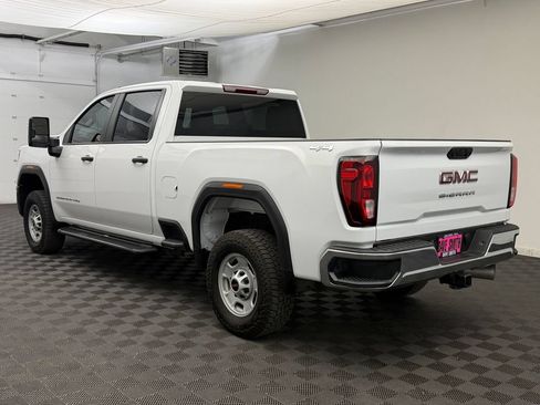 Used 2024 GMC Sierra 2500 Pro w/ Convenience Package AWD/4WD image 3