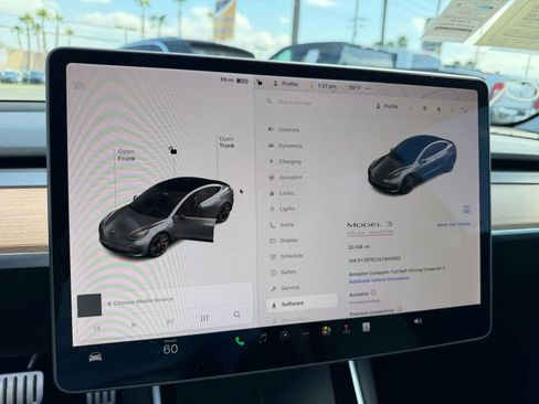 Used 2020 Tesla Model 3 Performance image 17