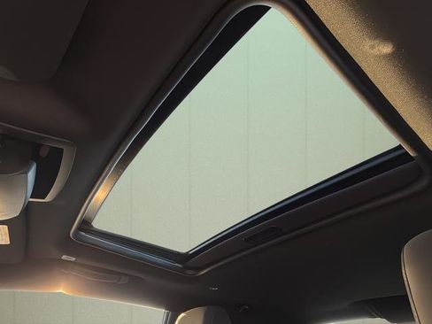 Certified 2019 Dodge Challenger SXT w/ Blacktop Package image 37