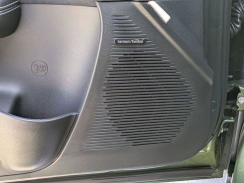 Used 2021 Dodge Challenger SRT Hellcat Redeye image 12