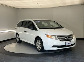 Used 2011 Honda Odyssey LX image 1