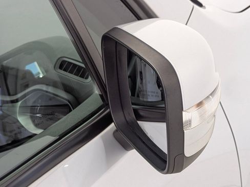 Used 2021 Jeep Renegade Latitude image 21