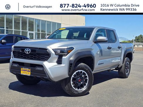 Used 2024 Toyota Tacoma TRD Off-Road AWD/4WD image 1