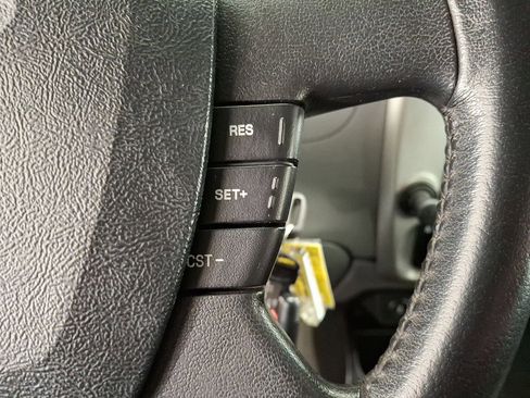 Used 2011 Ford Ranger XLT image 17