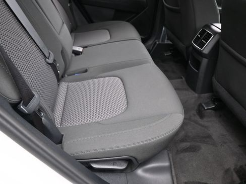 Used 2025 Kia Sportage LX FWD image 35