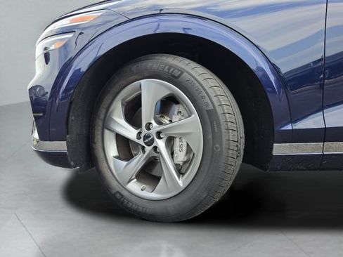 Used 2026 Genesis GV70 2.5T Select AWD/4WD image 43