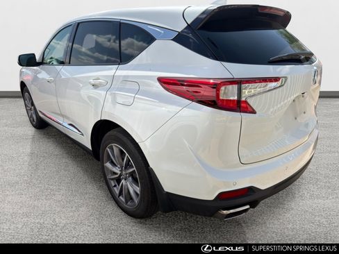 Used 2023 Acura RDX FWD w/ Technology Package image 3