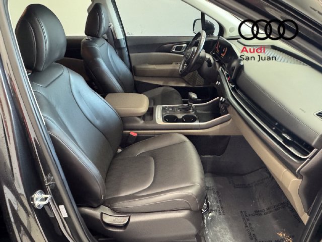 Used 2026 Kia Carnival FWD image 27