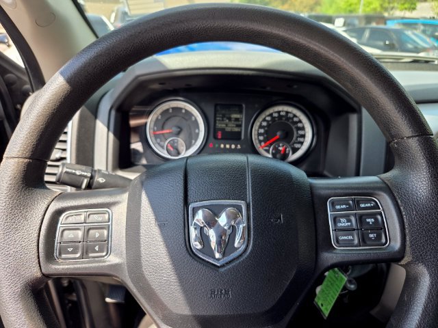 Used 2020 RAM 1500 Classic SLT RWD image 19