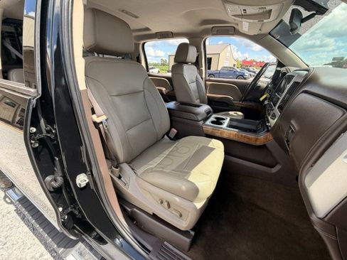 Used 2018 GMC Sierra 1500 SLT w/ SLT Premium Package AWD/4WD image 6