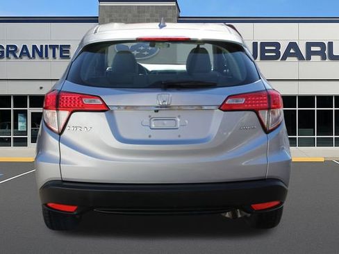 Used 2021 Honda HR-V LX image 8