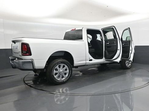 New 2026 RAM 2500 Big Horn AWD/4WD image 45