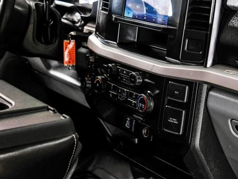 Used 2023 Ford F250 XLT w/ FX4 Off-Road Package AWD/4WD image 20