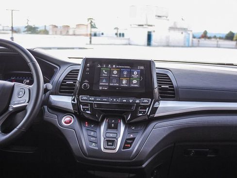 Certified 2023 Honda Odyssey EX-L image 13