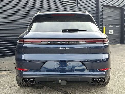 New 2026 Porsche Cayenne E-Hybrid image 6