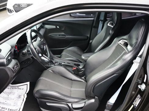 Used 2022 Hyundai Veloster N Base image 13