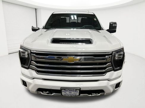 Used 2024 Chevrolet Silverado 3500 High Country w/ Technology Package AWD/4WD image 22