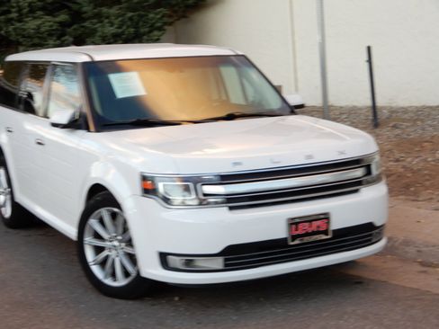 Used 2019 Ford Flex Limited image 2