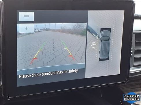 Used 2023 Ford Explorer Limited image 11