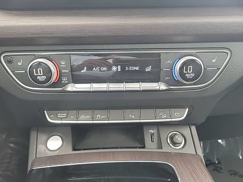 Used 2022 Audi Q5 2.0T Premium AWD/4WD image 19