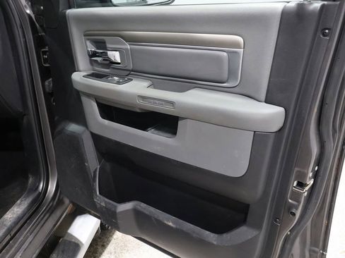 Used 2014 RAM 2500 SLT image 23