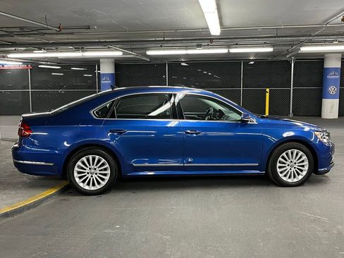 Used 2017 Volkswagen Passat 1.8T SE image 35