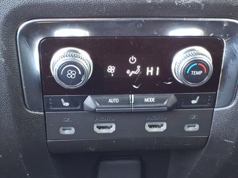 Used 2023 GMC Yukon Denali Ultimate image 26