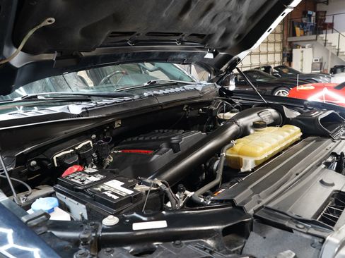 Used 2019 Ford F150 Raptor w/ Equipment Group 802A Luxury image 28