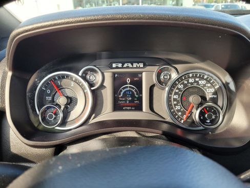 Used 2022 RAM 2500 Tradesman w/ Chrome Appearance Group image 31