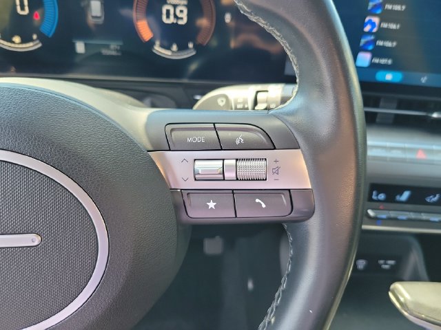 Used 2024 Hyundai Kona SEL AWD/4WD image 17