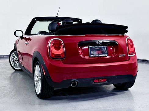 Used 2018 MINI Cooper Convertible image 9