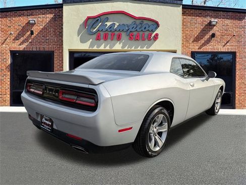 Used 2021 Dodge Challenger SXT w/ Driver Convenience Group image 3